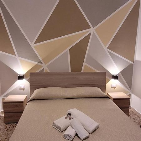 B&B "Gabriel&Melissa" Airport View - Nuova - Ristrutturato Gennaio 2022 Тессера Экстерьер фото