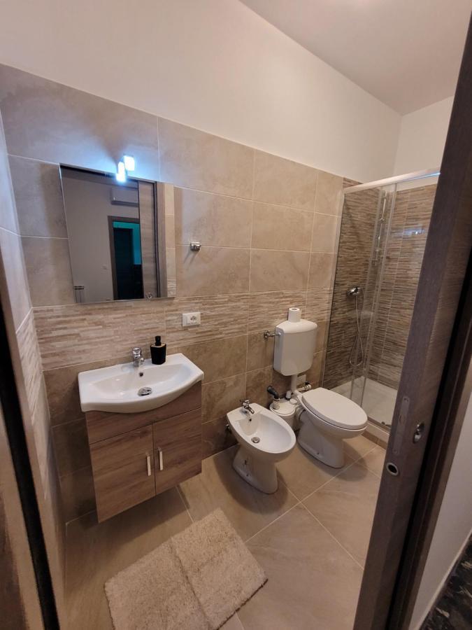 B&B "Gabriel&Melissa" Airport View - Nuova - Ristrutturato Gennaio 2022 Тессера Экстерьер фото
