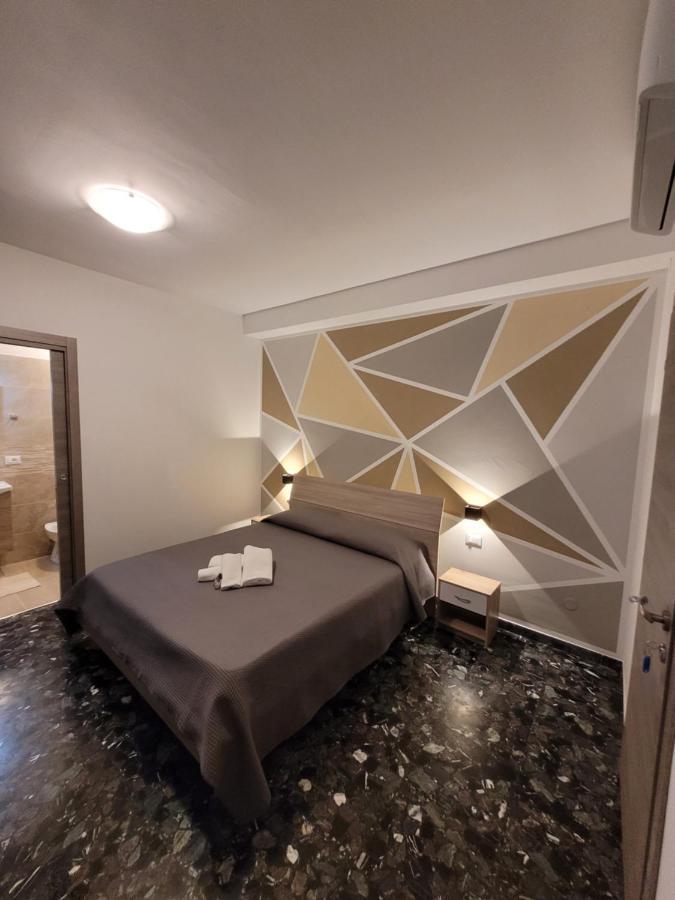 B&B "Gabriel&Melissa" Airport View - Nuova - Ristrutturato Gennaio 2022 Тессера Экстерьер фото