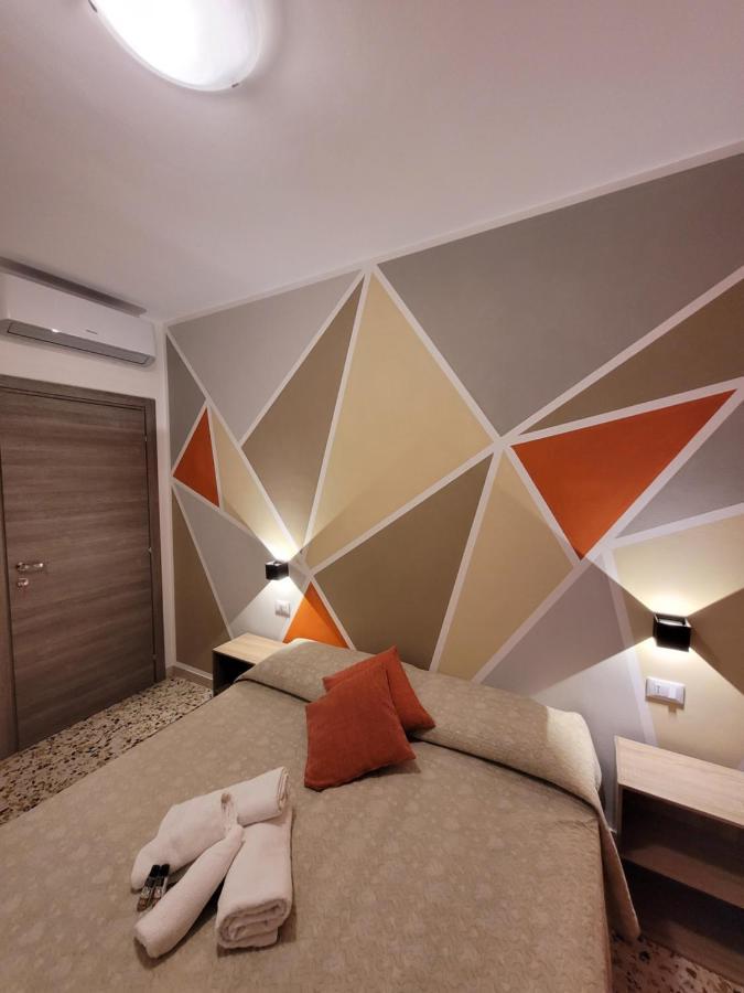 B&B "Gabriel&Melissa" Airport View - Nuova - Ristrutturato Gennaio 2022 Тессера Экстерьер фото