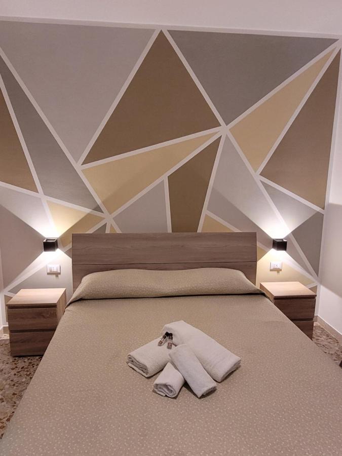 B&B "Gabriel&Melissa" Airport View - Nuova - Ristrutturato Gennaio 2022 Тессера Экстерьер фото